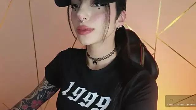 Hollyxx from StripChat is Freechat