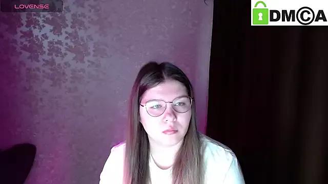 holy_michela from StripChat is Freechat