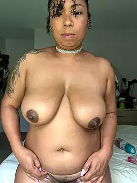honeycombhalo from StripChat is Freechat