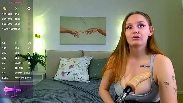 HoneyLace_ from StripChat is Freechat