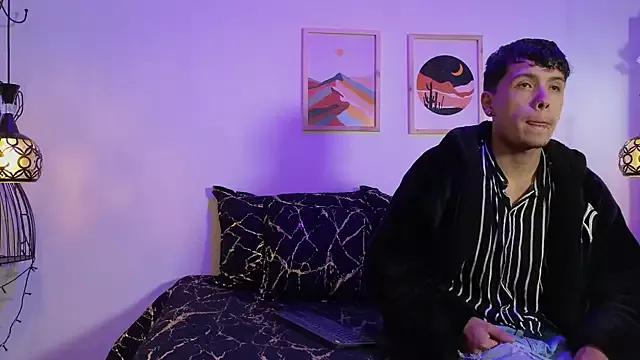 hoot_boyss from StripChat is Freechat