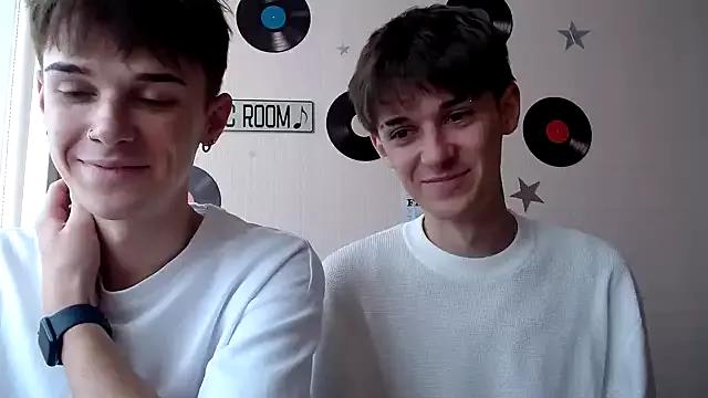 Hoot_Dude_ from StripChat