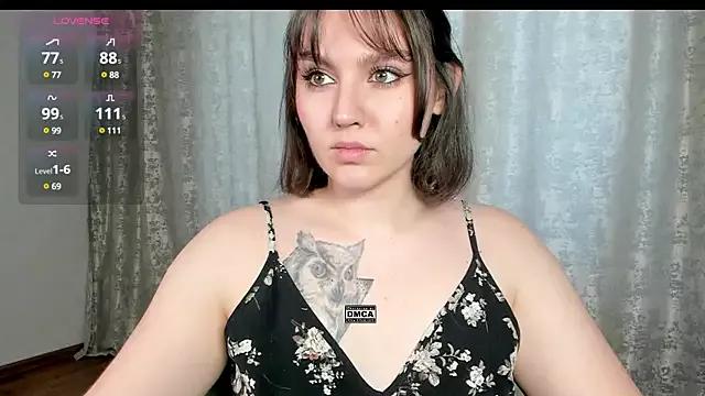 Hoot_owl_cb from StripChat