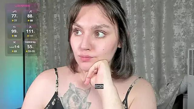 Hoot_owl_cb from StripChat