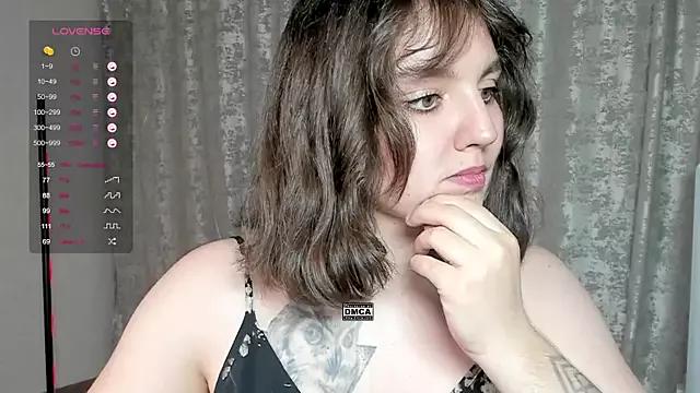Hoot_owl_cb from StripChat