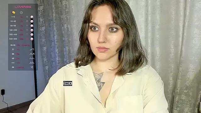 Hoot_owl_cb from StripChat