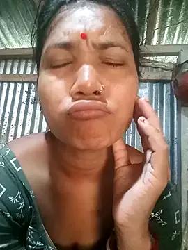 Hot-Dolly21 from StripChat is Freechat