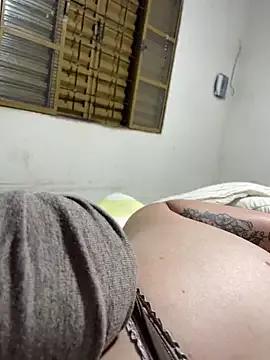 hot-secretive from StripChat is Freechat