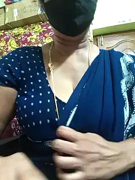 hot-telugu-queen from StripChat is Freechat