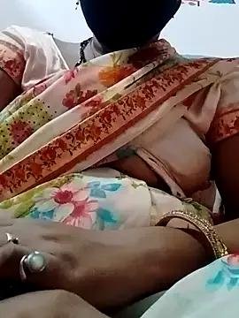 hot_couple_000 from StripChat is Freechat