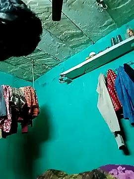 Hot_ginny from StripChat is Freechat