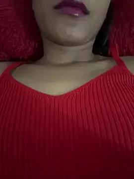 Hot_Goldengirl from StripChat is Freechat
