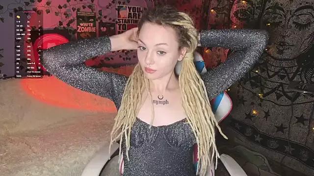 hotbeathoney from StripChat is Freechat