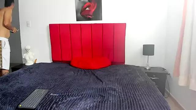 hotfriends_sex from StripChat is Freechat
