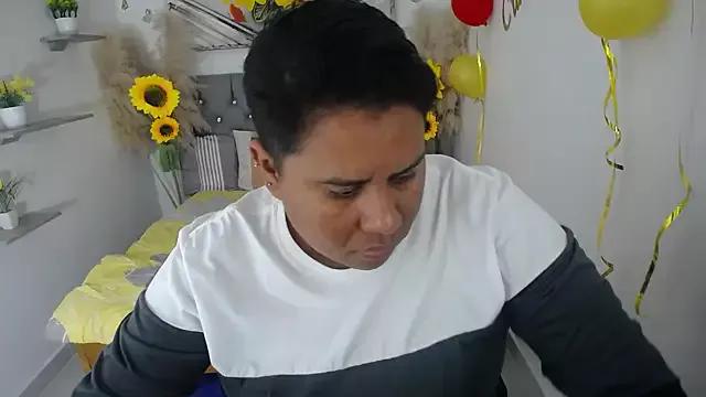 hotlesby_valery from StripChat is Freechat