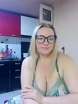 Hotmommyboobs from StripChat is Freechat