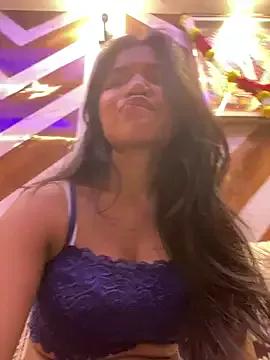 Hotti_lusi5911 from StripChat