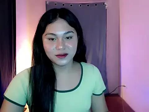 Hottie_Kiraxx from StripChat