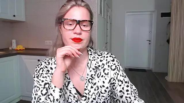 HotTiffani from StripChat