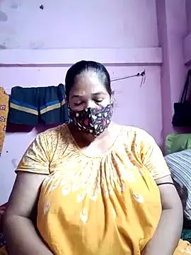Hotty-rumi from StripChat