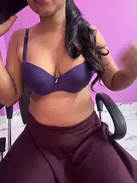 hottylizaa from StripChat