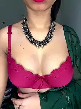 Hottysona123 from StripChat