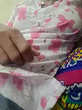 Hunny_bnny1 from StripChat