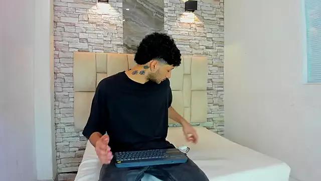 IAN_PARKER1 from StripChat is Freechat