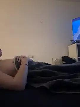 IceEyesUK from StripChat