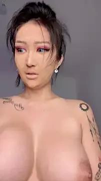 icepopGirl from StripChat is Freechat