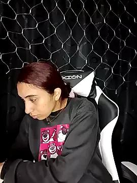 ifeelverywet_andhot from StripChat