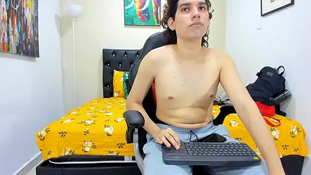 Photos of igor_espinoza from StripChat is Freechat