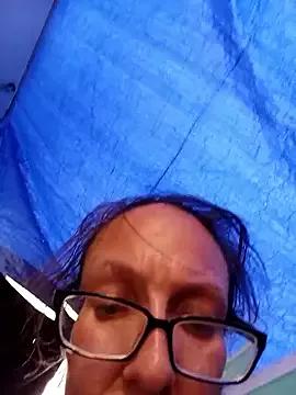 ILUV2TUCHMYKITTY from StripChat is Freechat