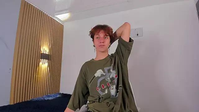 IM_DAREN from StripChat is Freechat