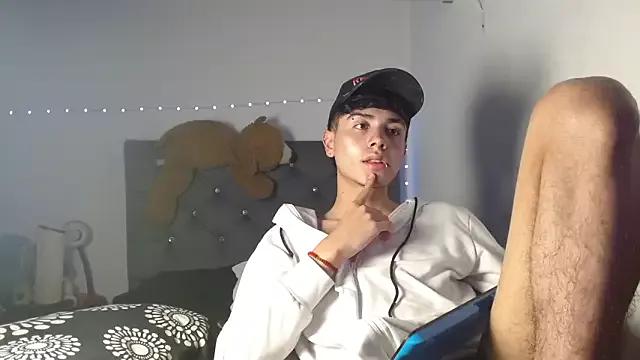 Im_juanda from StripChat is Freechat