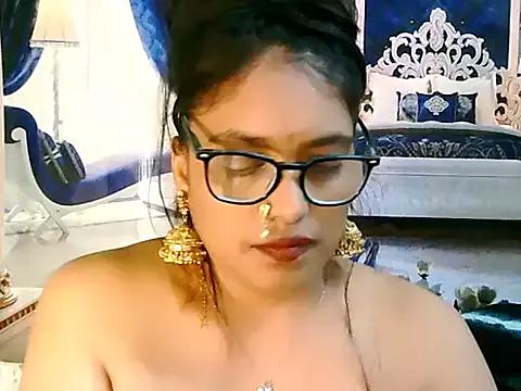 IndiaBlackPanther from StripChat