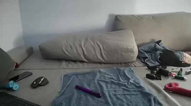 Indian-Drag-Queen from StripChat
