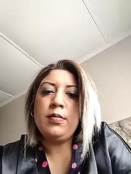 IndianLara webcams show profile image 
