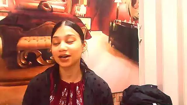 IndianPrettySmile from StripChat
