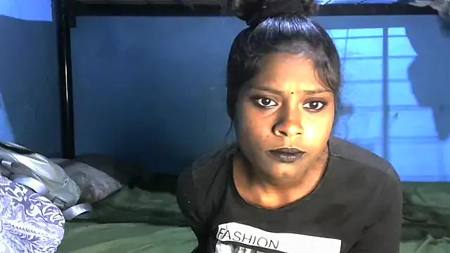 indiansmiley from StripChat