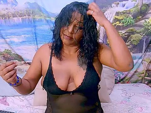 indiansparkle from StripChat