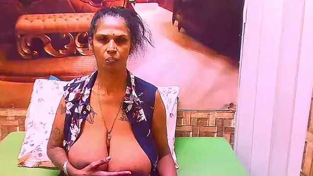 Photos of IndianVanya4u2u from StripChat is Private