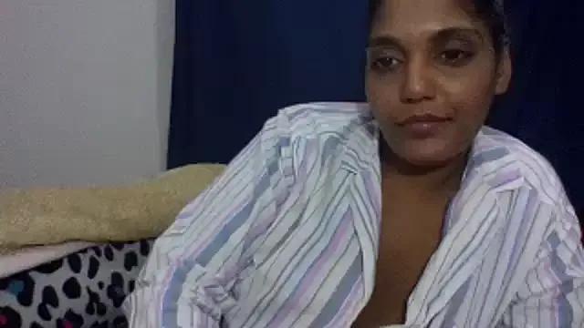 IndianvixxenX from StripChat