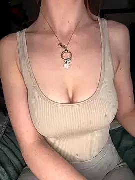 indie-rayne from StripChat