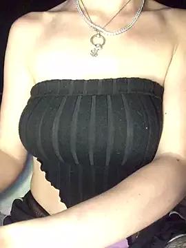 indie-rayne from StripChat