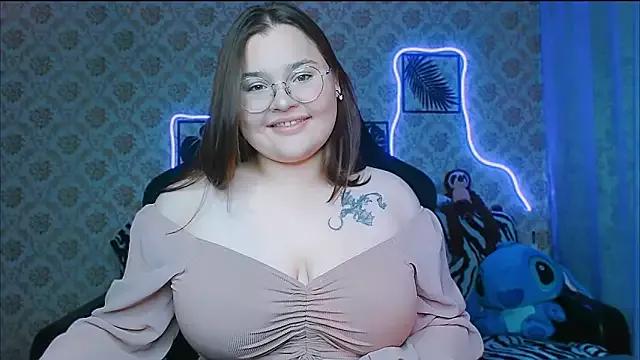 InLoveWithLife26 from StripChat is Freechat
