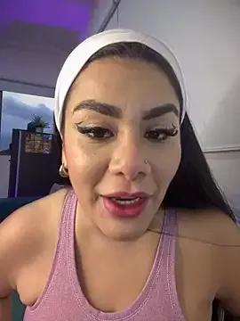 Insane_Issa webcams show profile image 