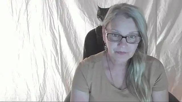 irinamaux from StripChat