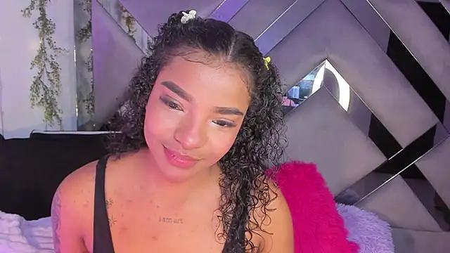 Iris_hott1 from StripChat