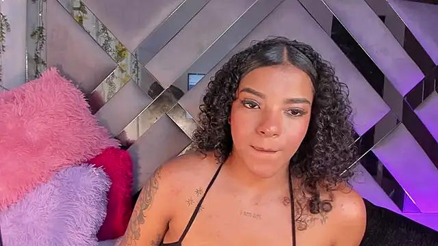 Iris_hott1 from StripChat